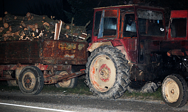 tractor-nesemnalizat Tractor nesemnalizat accident